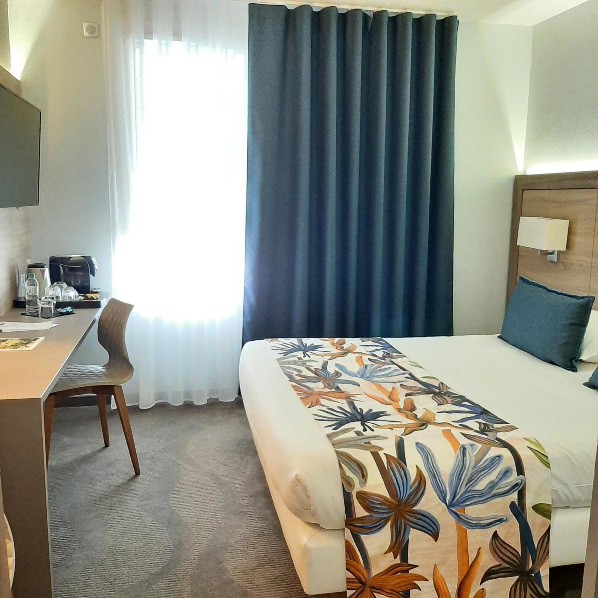 Logis Hotel Relais Saint Jacques - Chateauroux Déols المظهر الخارجي الصورة