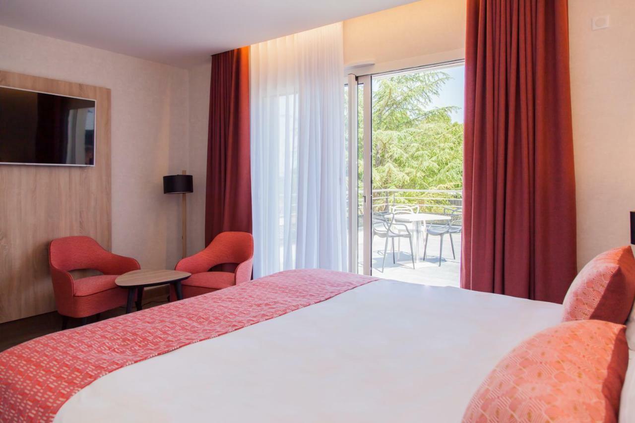 Logis Hotel Relais Saint Jacques - Chateauroux Déols المظهر الخارجي الصورة