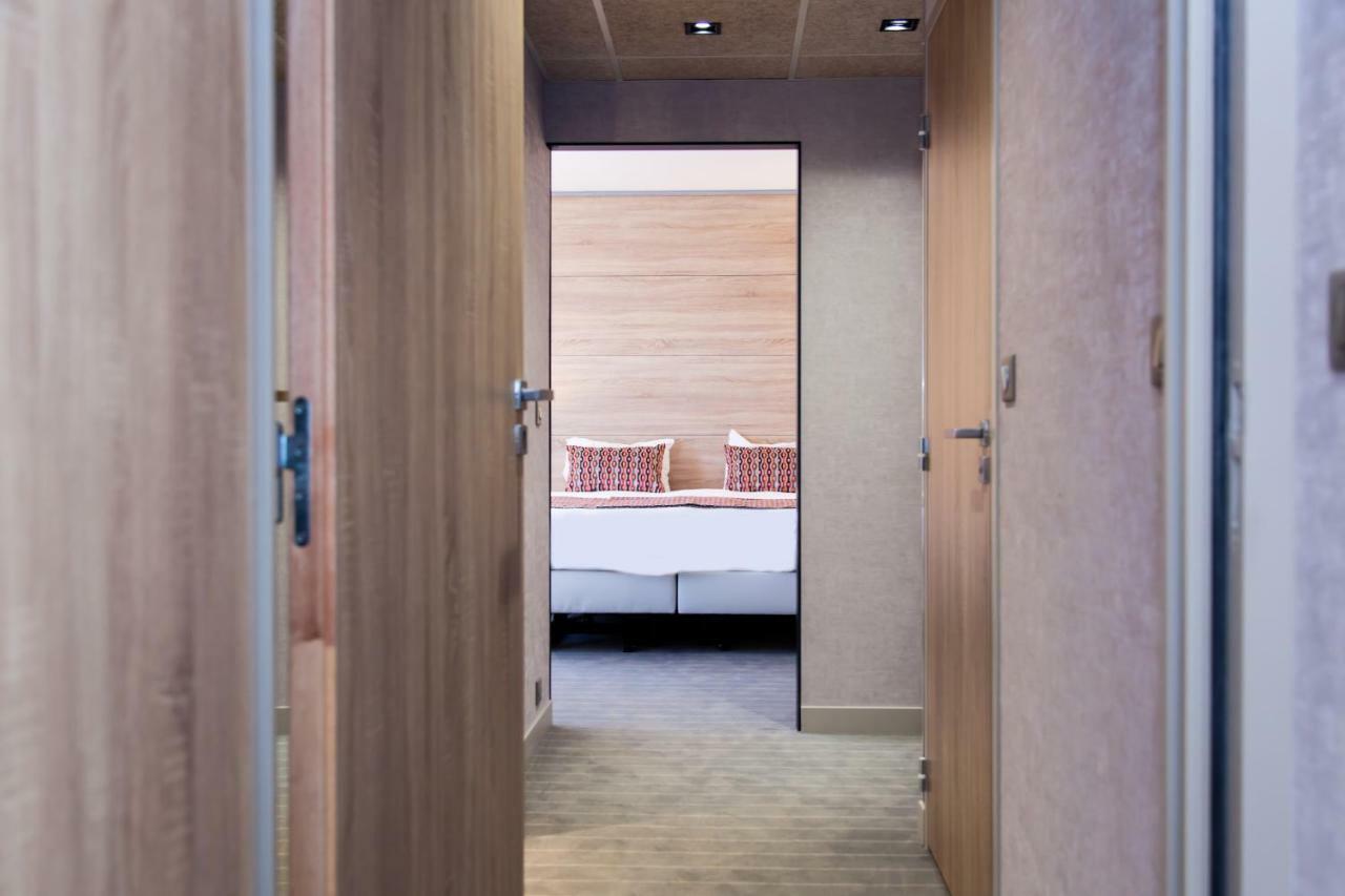 Logis Hotel Relais Saint Jacques - Chateauroux Déols المظهر الخارجي الصورة