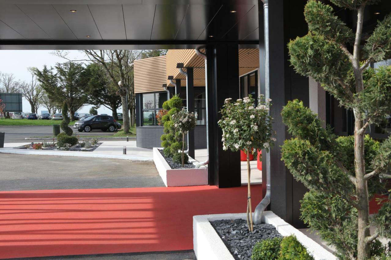Logis Hotel Relais Saint Jacques - Chateauroux Déols المظهر الخارجي الصورة